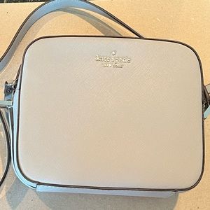 Beautiful grey Kate Spade crossbody. Brand new without tags